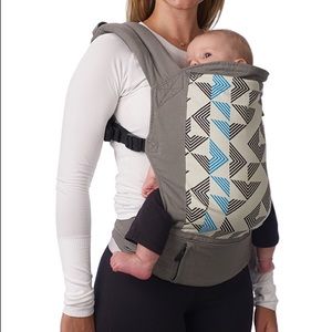 Boba 4G baby carrier in Vail